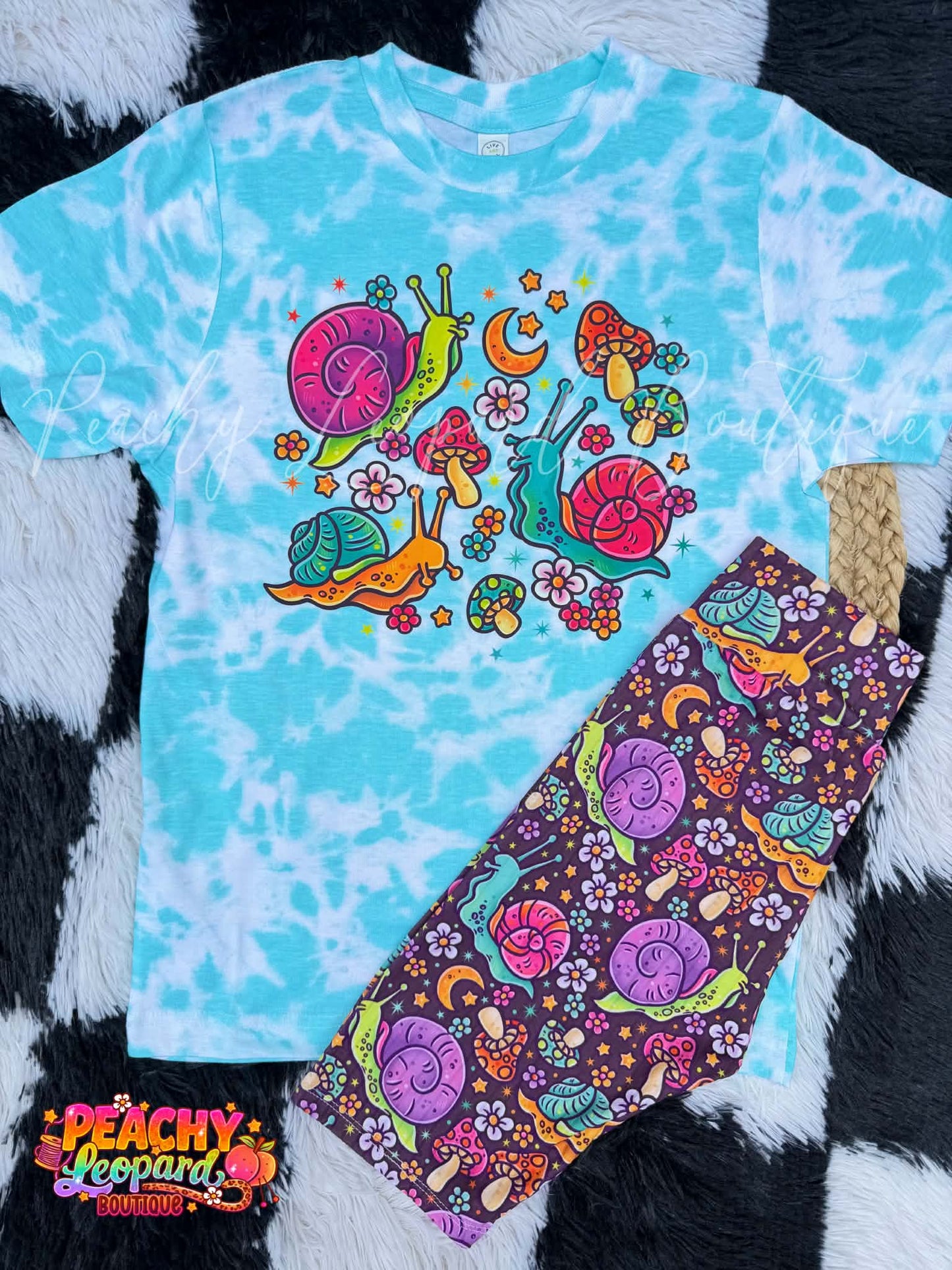 YS 6/8 Tie Dye Tee & Bikers -Snails