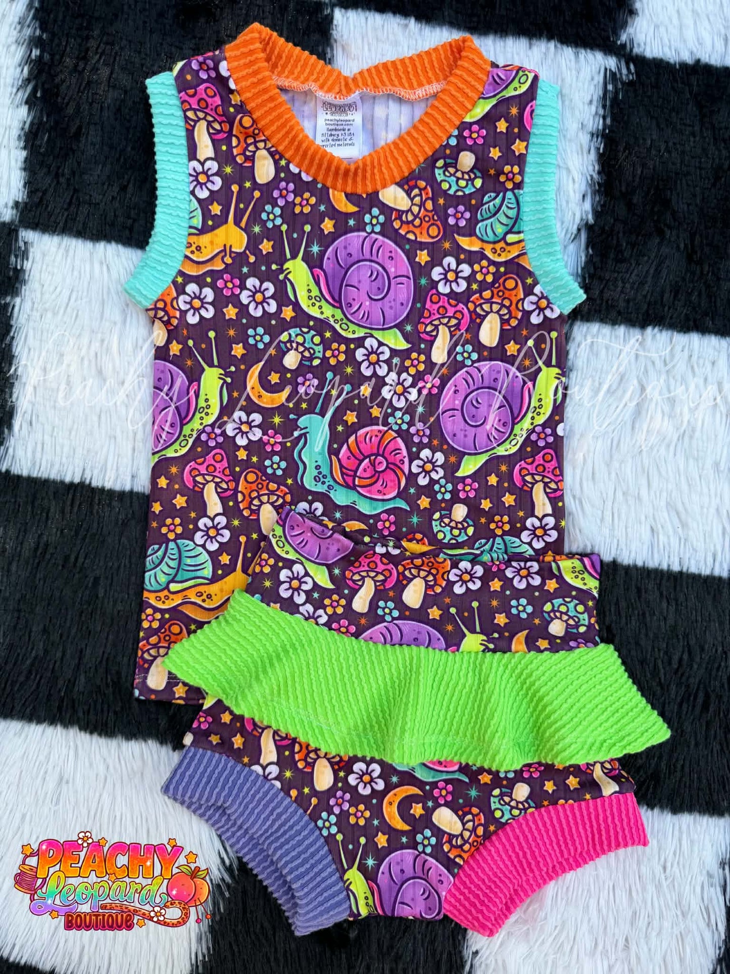 12/18 Tank & Skirted Bummies - Snails