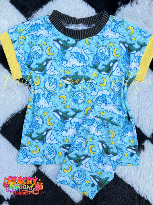 2t Lounge Tee & Bikers - Orcas