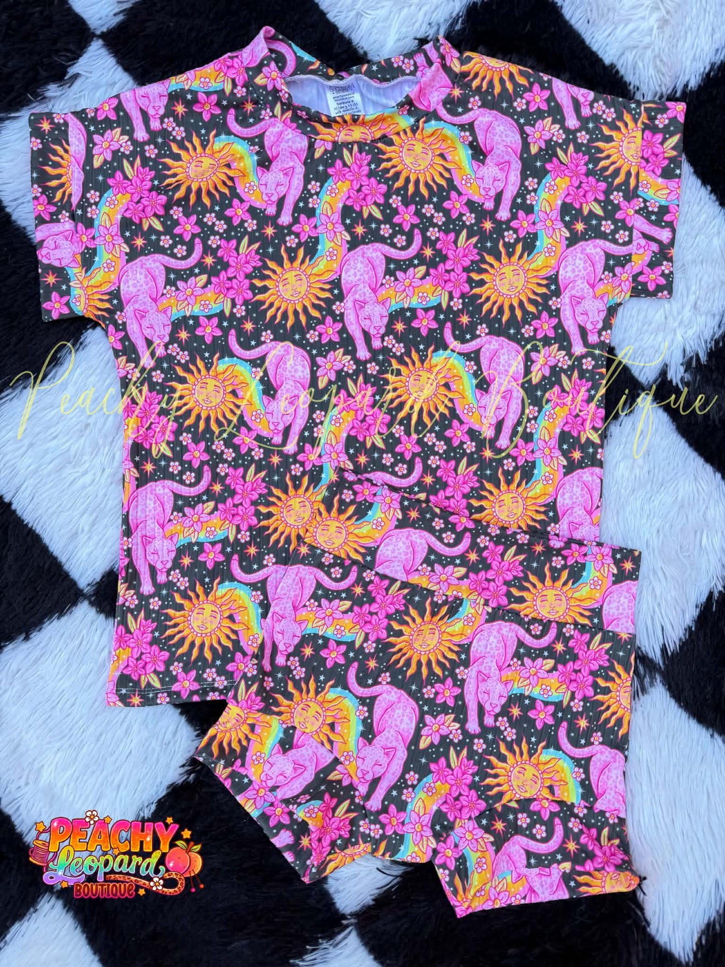 5/6 Lounge Tee & Bummies- Leopards